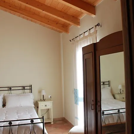 斯塔加莱公寓 公寓 *